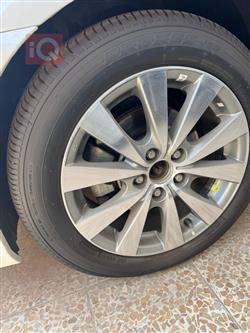 تۆیۆتا ئەڤەلۆن